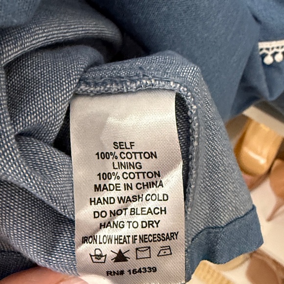 Petal & Pup Estrella Denim dress - Picture 4 of 4